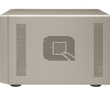 QNAP TVS-673 (16GB)