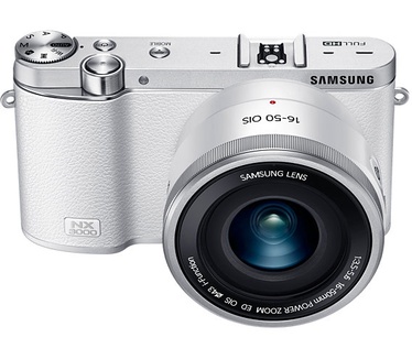 Samsung NX3000 + 16-50mm F3.5-5.6 Power Zoom + Flitser Wit