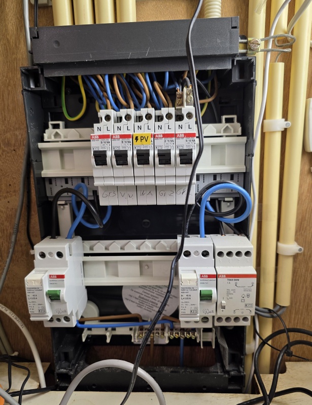 Afbeeldingslocatie: https://tweakers.net/i/FIxZZEyoREUkIq9k_sv5gqBYb80=/x800/filters:strip_icc():strip_exif()/f/image/Zwjycl6SAjgcCGWUqvNBWOjC.jpg?f=fotoalbum_large