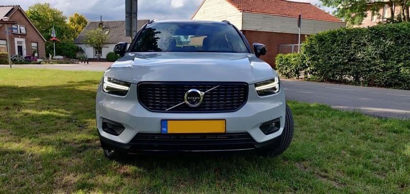 Afbeeldingslocatie: https://tweakers.net/i/FJGsFgfhgEnkmZBA5EOuulg4wOY=/full-fit-in/4920x3264/filters:max_bytes(3145728):no_upscale():strip_icc():fill(white):strip_exif()/f/image/nuUVILitSidMI5i9Y144feIP.jpg?f=user_large