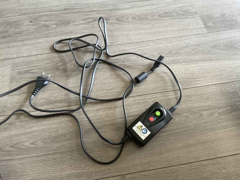Afbeeldingslocatie: https://tweakers.net/i/FLHJjsPZ74It4xQXH50NC5t7mUw=/800x/filters:strip_icc():strip_exif()/f/image/cnPD5R5CA6pyos7fmS1X5wYv.jpg?f=fotoalbum_large
