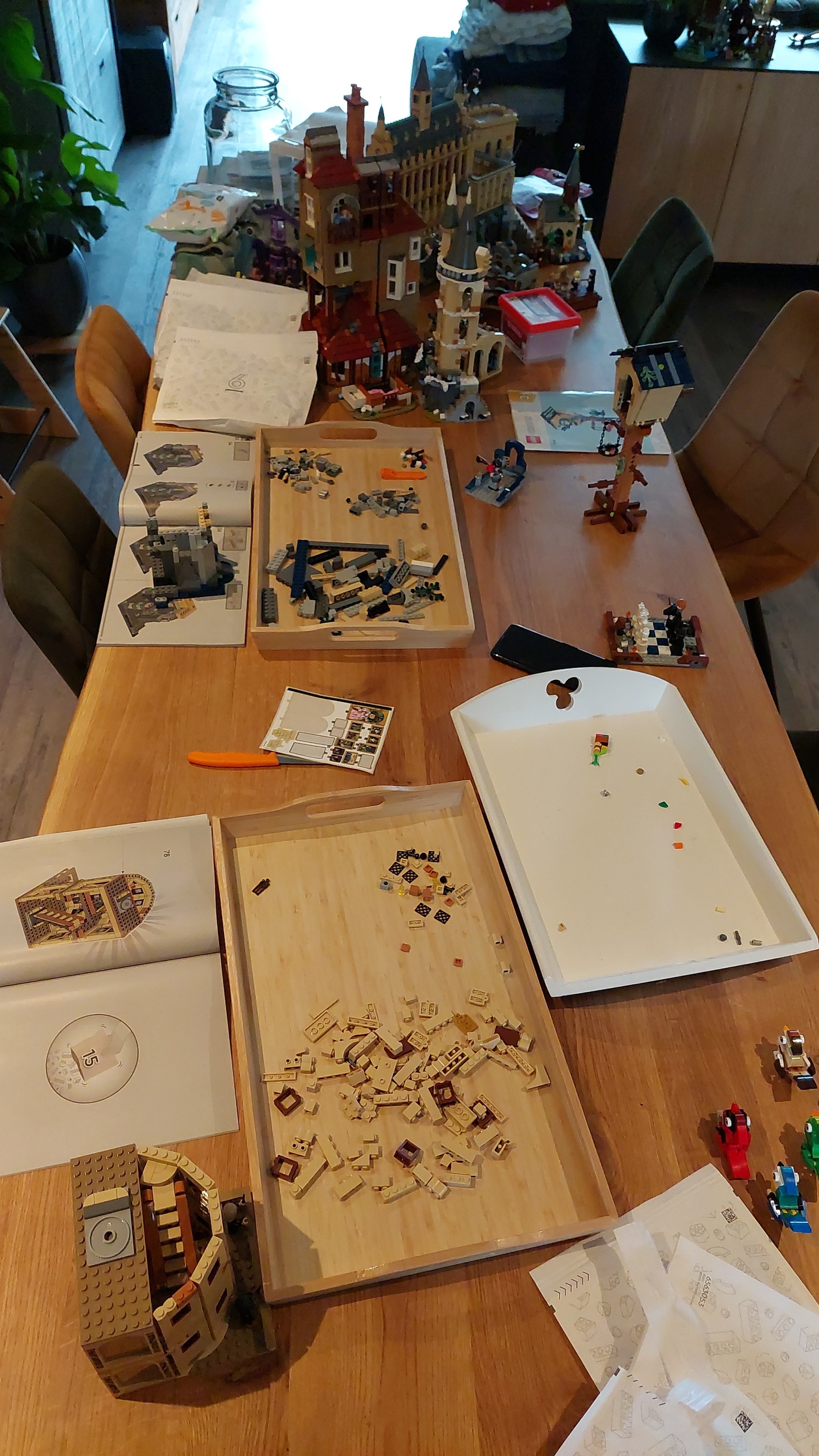 Afbeeldingslocatie: https://tweakers.net/i/FME_yAlDkWYPBgL7Gr0xelab0ws=/fit-in/4920x3264/filters:max_bytes(3145728):no_upscale():strip_icc():strip_exif()/f/image/cFk1dPT283NwKTKzcsyFVN1v.jpg?f=user_large