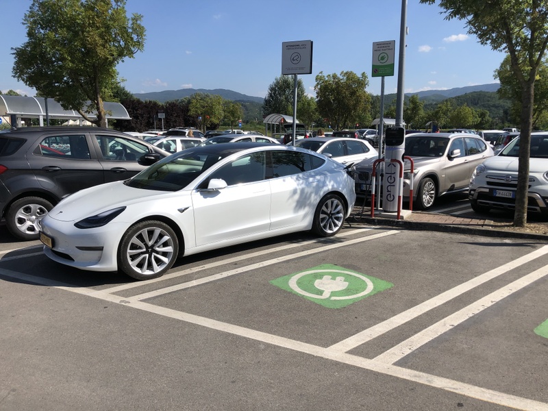 Afbeeldingslocatie: https://tweakers.net/i/FNITUoWvyznoQqqvvEcXZyV6GL4=/800x/filters:strip_icc():strip_exif()/f/image/7B9REQOuiXo20QjwoPS55e0e.jpg?f=fotoalbum_large