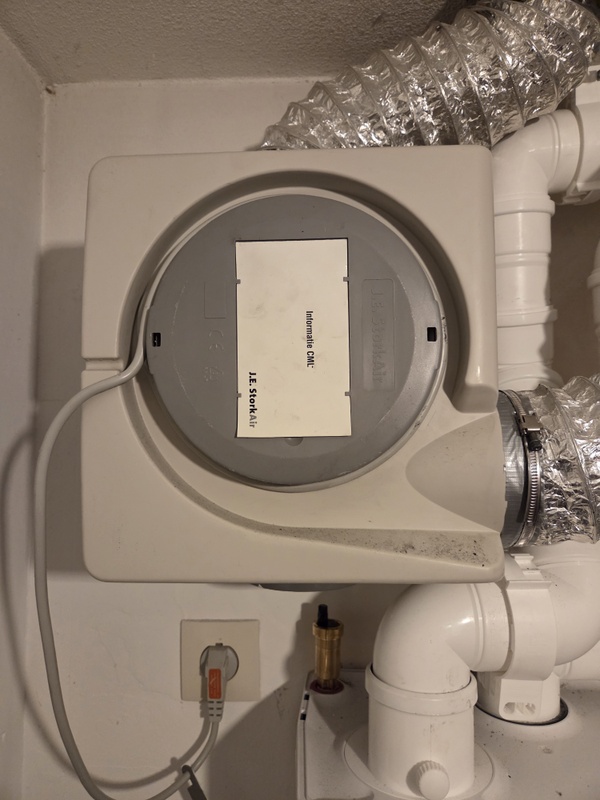 Afbeeldingslocatie: https://tweakers.net/i/FQUjFymkZ5sAe9PdKXlqkTAED48=/x800/filters:strip_icc():strip_exif()/f/image/G6zpSWjVlD05MygYmldWfRO1.jpg?f=fotoalbum_large