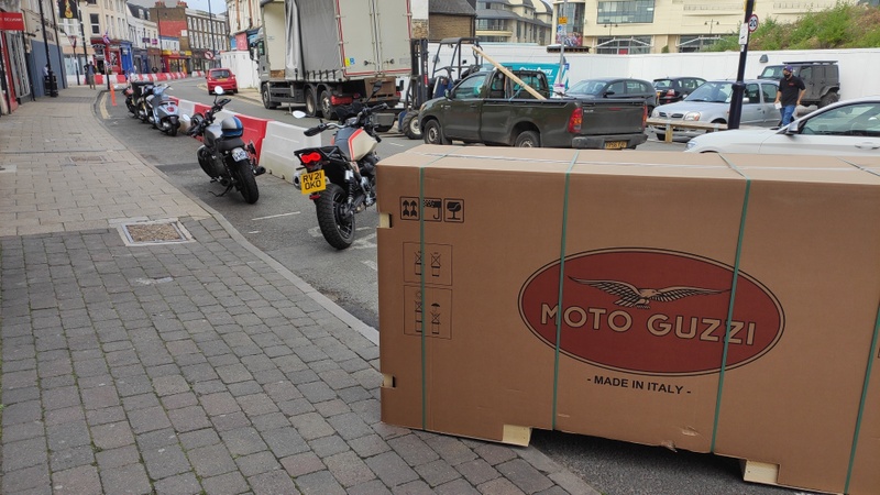 Afbeeldingslocatie: https://tweakers.net/i/FR7BdzBbut9IEH0bm09Dkf9MCRY=/800x/filters:strip_icc():strip_exif()/f/image/nF4MwAh1qaPP16IrsL6jZnu5.jpg?f=fotoalbum_large