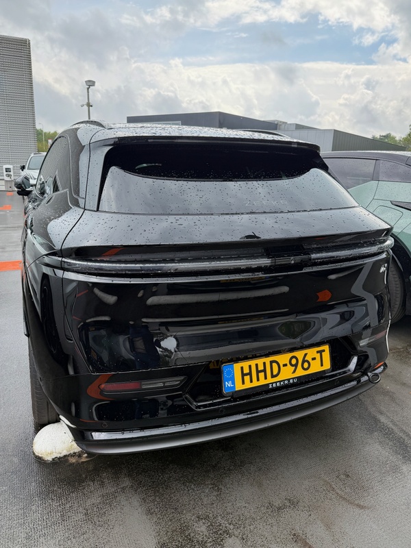 Afbeeldingslocatie: https://tweakers.net/i/FUThEIWawHMYfdTcRKCV39Qx1a8=/x800/filters:strip_icc():strip_exif()/f/image/NtQ7EcNBxLdOiomCUfCDy6gr.jpg?f=fotoalbum_large
