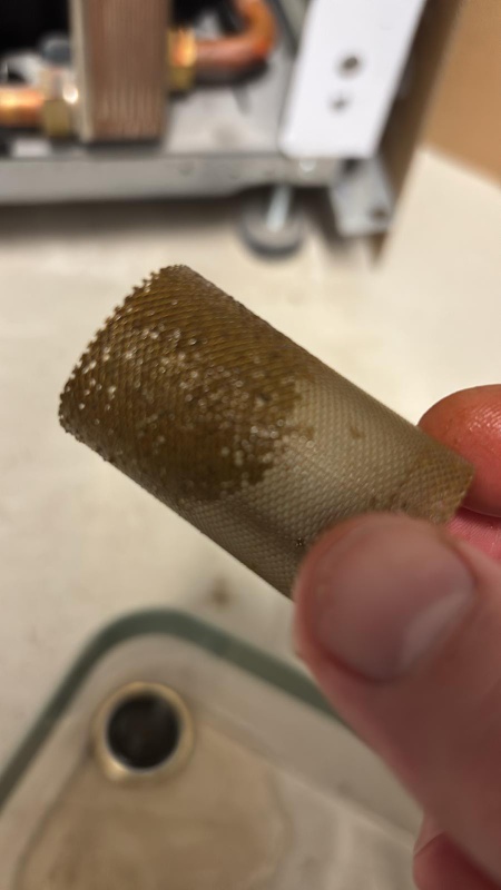 Afbeeldingslocatie: https://tweakers.net/i/FXjizdpZ6AK_75M5WOpynV0CMAI=/x800/filters:strip_icc():strip_exif()/f/image/b8QoqoWADeUQJFrBFpBStsvd.jpg?f=fotoalbum_large