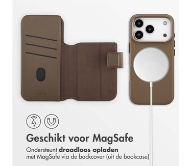 Accezz Leather Bookcase 2-in-1 met MagSafe