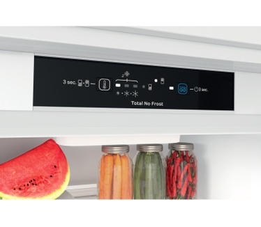 Indesit INC18 T311