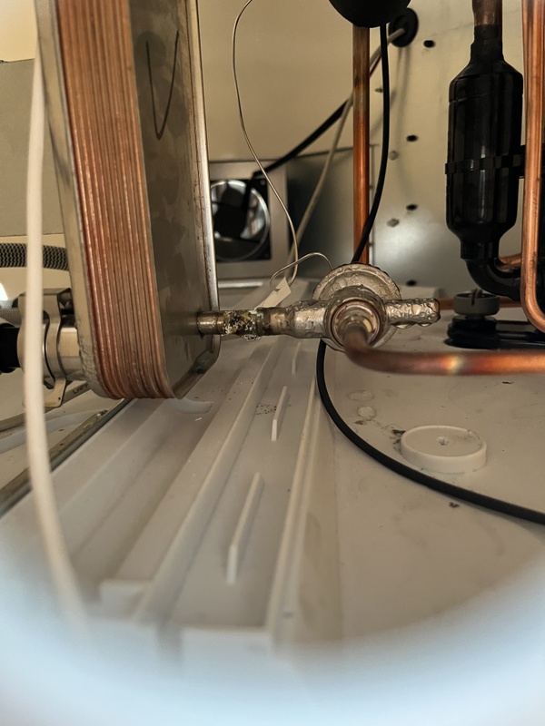 Afbeeldingslocatie: https://tweakers.net/i/FdiNzrFEtEefRYQThq-A7KoERZA=/x800/filters:strip_icc():strip_exif()/f/image/TBBYxKMlZJbHlL9Nj3Emshho.jpg?f=fotoalbum_large