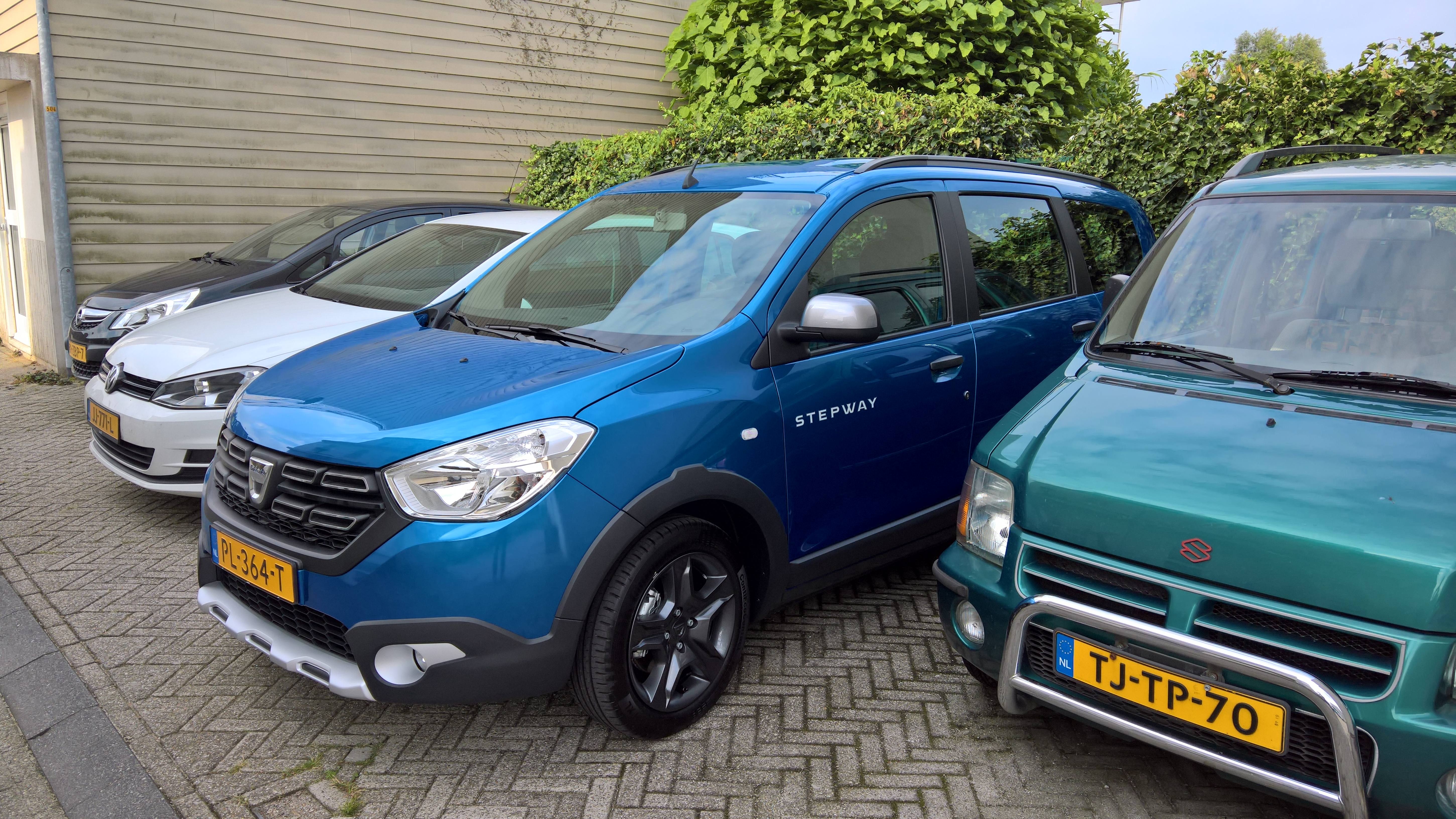 Afbeeldingslocatie: https://tweakers.net/i/FfLwtuv4yF8ExUX-V0QXH_m9H0I=/full-fit-in/4920x3264/filters:max_bytes(3145728):no_upscale():strip_icc():fill(white):strip_exif()/f/image/Bn2RKEs9XnytHtls8oRzFMFP.jpg?f=user_large