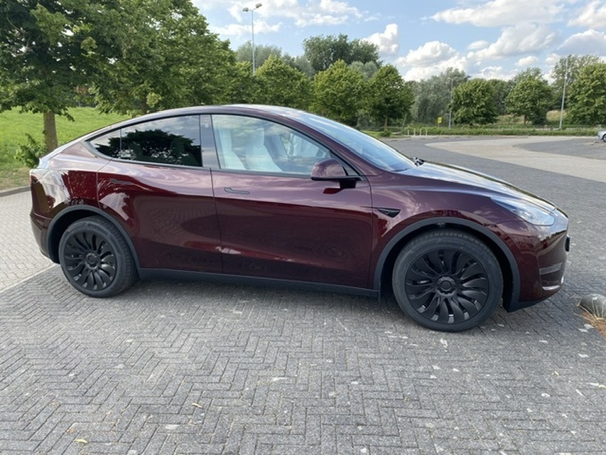 Afbeeldingslocatie: https://tweakers.net/i/FgLDyT7Zz9SPO-IMepUC0NKEkJk=/full-fit-in/4920x3264/filters:max_bytes(3145728):no_upscale():strip_icc():fill(white):strip_exif()/f/image/PglQ5Hg7p9cPOfqVrFjrPfG9.jpg?f=user_large
