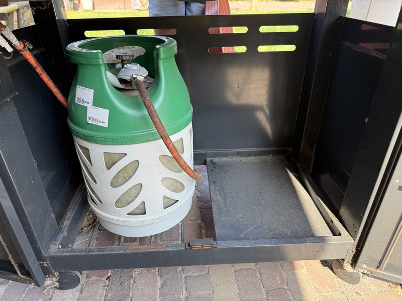Afbeeldingslocatie: https://tweakers.net/i/FgaETHdiFDJGFaiHJ9zvXh6LGLM=/800x/filters:strip_icc():strip_exif()/f/image/jKdL71GqTuYA8XeKOzl81sTn.jpg?f=fotoalbum_large