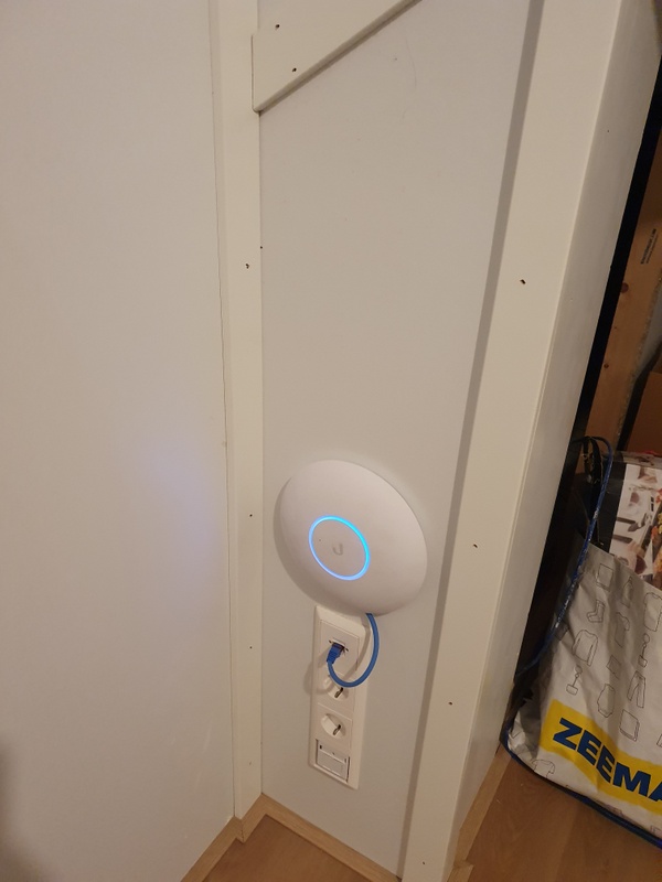 Afbeeldingslocatie: https://tweakers.net/i/Fj6eUIdZb4qFjH5ZDUH8sBqGreo=/x800/filters:strip_icc():strip_exif()/f/image/ZJcPQqpWa5XFaxuN1WytjPQN.jpg?f=fotoalbum_large