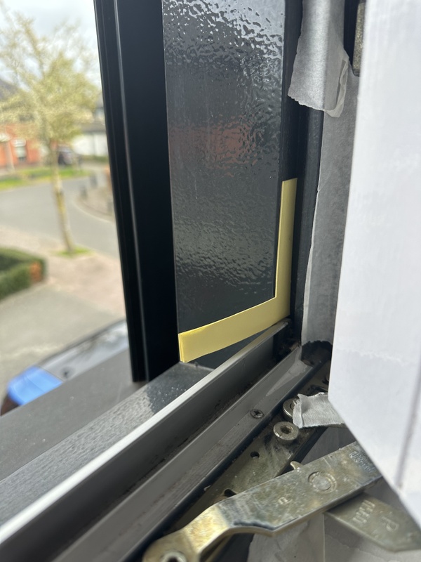 Afbeeldingslocatie: https://tweakers.net/i/FjlnJozjFve9--D4mic-SE1tmT8=/x800/filters:strip_icc():strip_exif()/f/image/FVNTdxZ7F94030GfKdnpU3A5.jpg?f=fotoalbum_large