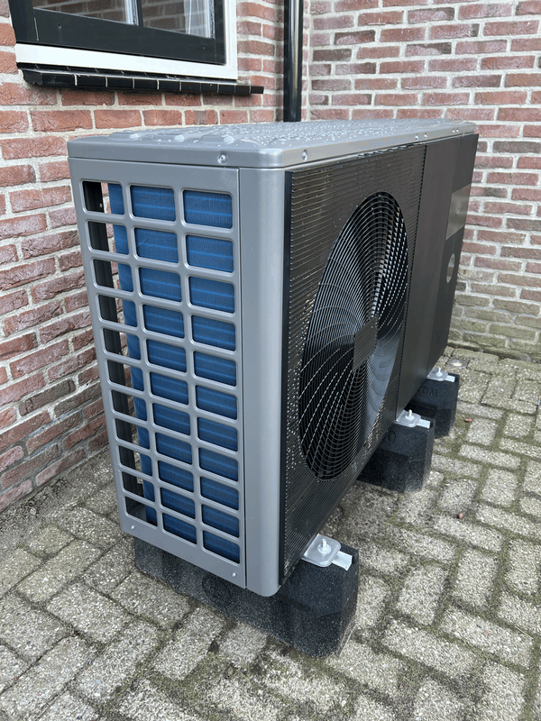 Afbeeldingslocatie: https://tweakers.net/i/FlMd60MybnEveBhaG94DbzfE_qE=/x800/filters:strip_exif()/f/image/41BPb9RG4WvdlBAbxbifa2Lf.png?f=fotoalbum_large