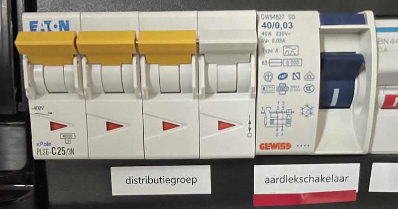 Afbeeldingslocatie: https://tweakers.net/i/Fo0cIt78ivns1ZA2WBGQpBGGuZU=/800x/filters:strip_icc():strip_exif()/f/image/ZS0eeR6shwORZKiuQdEpyV9w.jpg?f=fotoalbum_large