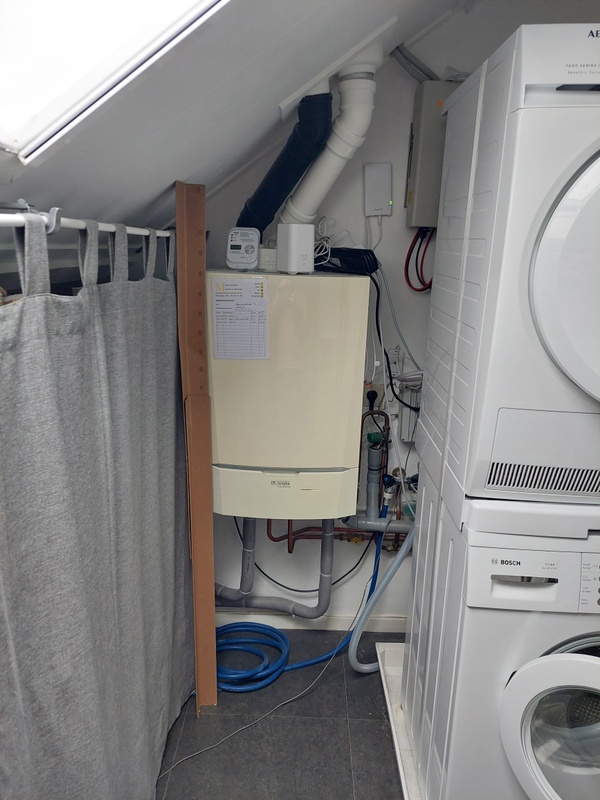 Afbeeldingslocatie: https://tweakers.net/i/FsOQTQ7-fNEVvP_wl0r4k8oSWzw=/x800/filters:strip_icc():strip_exif()/f/image/mWWJgHy9h2SSysd0qyNYE8tV.jpg?f=fotoalbum_large