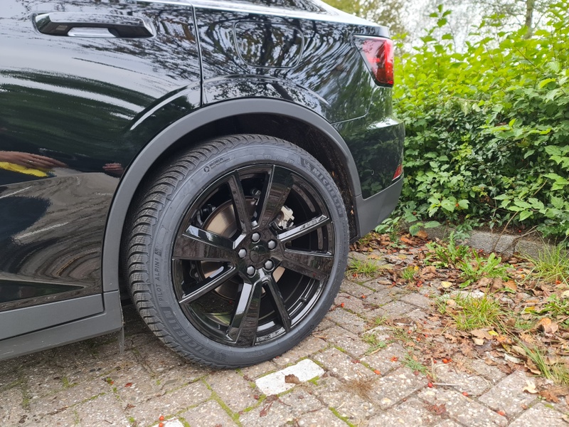 Afbeeldingslocatie: https://tweakers.net/i/Fu3EIrT6LOJiDwbWPxqKpmstSmw=/800x/filters:strip_icc():strip_exif()/f/image/RdtoSojVYMdurzM6nfx2olv5.jpg?f=fotoalbum_large