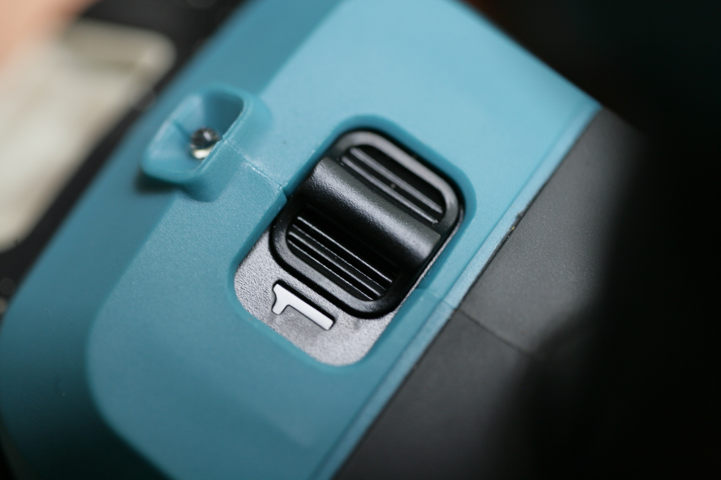 Accu-heteluchtpistool compatibel met Makita 18 V accu, borstelloze heteluchtföhn accu met 3 sproeiers en 2 temperatuurstanden voor het drogen, buigen van buizen, kleurverwijdering (alleen gereedschap