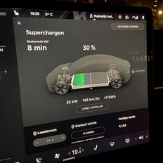 Afbeeldingslocatie: https://tweakers.net/i/FyPVqiLhfDJRAkVbQ_35vvCtWEU=/232x232/filters:strip_icc():strip_exif()/f/image/55b1N4QoQu7w8ACKDWsUvwuq.jpg?f=fotoalbum_tile