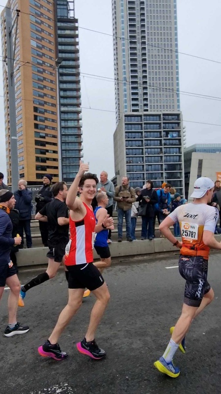 Afbeeldingslocatie: https://tweakers.net/i/Fz2Raq7PDJkWoh1z82-en-h_Z-c=/x800/filters:strip_icc():strip_exif()/f/image/JO5gjy7RErdbZ9EYEBVrud67.jpg?f=fotoalbum_large