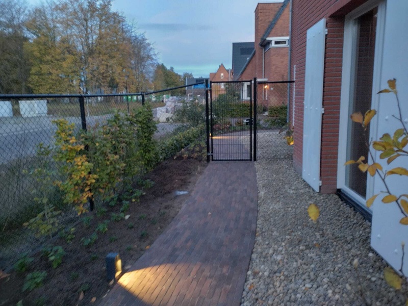 Afbeeldingslocatie: https://tweakers.net/i/G0E_H0wPvtVPw2fnxrkvre6u094=/800x/filters:strip_icc():strip_exif()/f/image/JwDvbsDlkKzPfnlBw3J6SUnC.jpg?f=fotoalbum_large