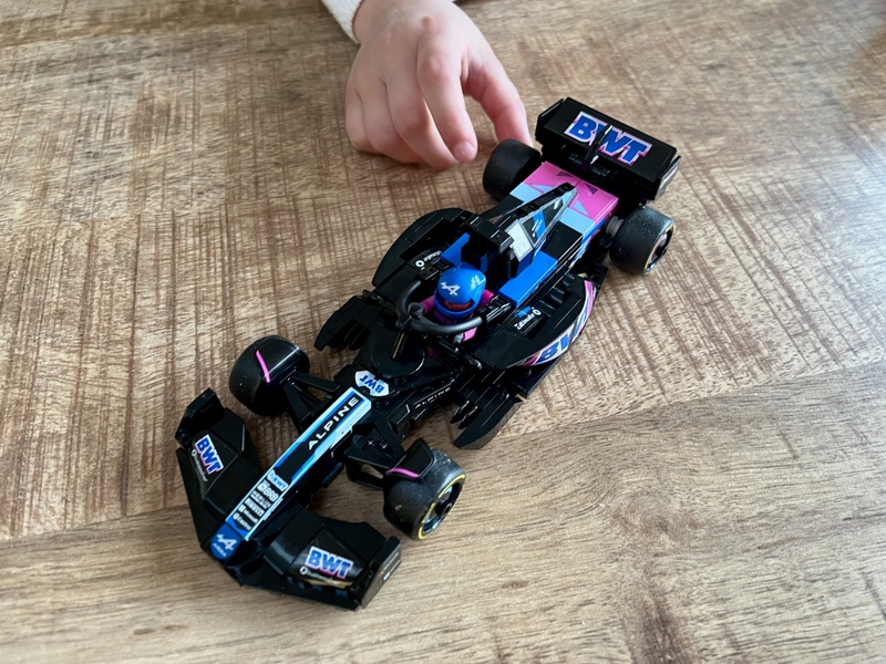 Afbeeldingslocatie: https://tweakers.net/i/G2kl3ascC1OJe8hf93GyCMdgGp0=/800x/filters:strip_icc():strip_exif()/f/image/Y2TjPJBNBWpd6dJr4Lh15fzW.jpg?f=fotoalbum_large