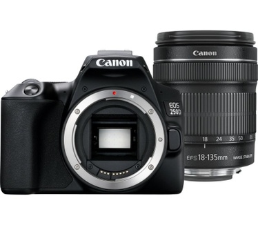 Canon EOS 250D + 18-135mm f/3.5-5.6 Zwart
