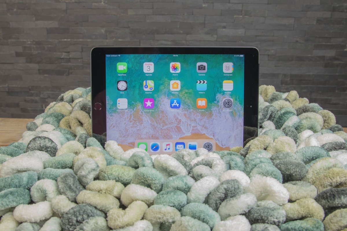 apple ipad 2018 review hardware en