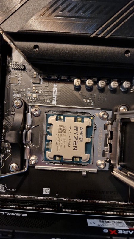 Afbeeldingslocatie: https://tweakers.net/i/G78vnd4vzdXqigxeDjupYLwrEA8=/x800/filters:strip_icc():strip_exif()/f/image/L5jeo06zLUPEMRMXugFYpzqm.jpg?f=fotoalbum_large