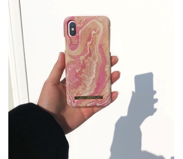 iDeal of Sweden Golden Blush Marble
