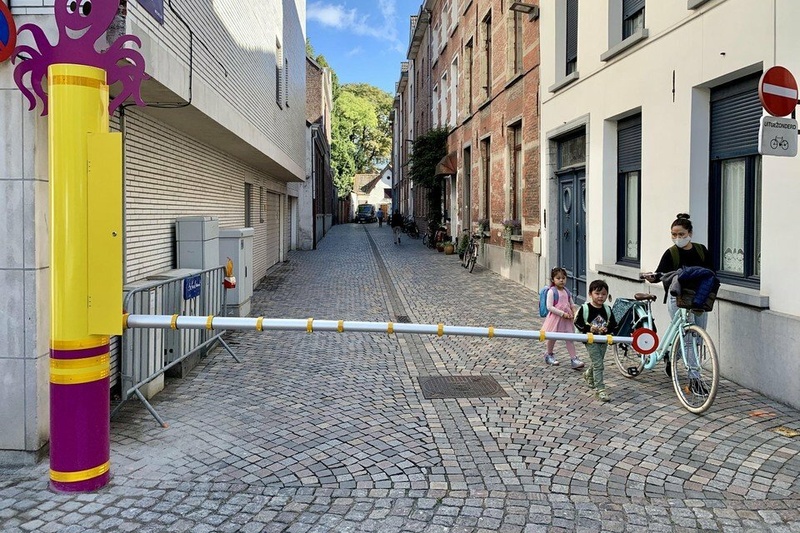 Afbeeldingslocatie: https://tweakers.net/i/GFJHMaEPbSGBtNIR30riAaPIh0Q=/800x/filters:strip_icc():strip_exif()/f/image/xOXwSPtOUAQbt33STMNvoA31.jpg?f=fotoalbum_large