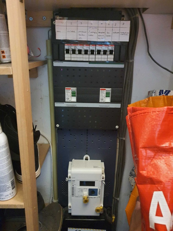 Afbeeldingslocatie: https://tweakers.net/i/GHrB_1X2uEzwNcC_DUDzBbdjgv4=/x800/filters:strip_icc():strip_exif()/f/image/lH7BcbDMRMya6siTsl44tRE5.jpg?f=fotoalbum_large