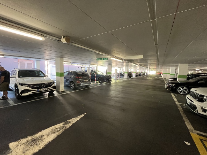 Afbeeldingslocatie: https://tweakers.net/i/GJ3L9NoA5zLXjTSoc_-rV8wNXdo=/800x/filters:strip_icc():strip_exif()/f/image/Feq9OUr1iDsdE3RSvgvMIHIn.jpg?f=fotoalbum_large