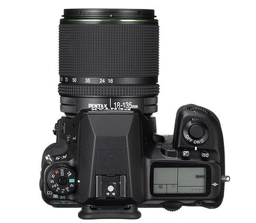 Pentax K-5 + smc DA 18-135mm ED AL [IF] DC WR
