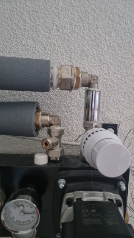 Afbeeldingslocatie: https://tweakers.net/i/GPRZdYJa7xtGFgr-uBFcM9jToQo=/x800/filters:strip_icc():strip_exif()/f/image/kzLfYvUWQpTyQYwceP7vDaep.jpg?f=fotoalbum_large