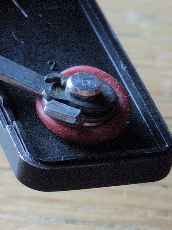 Afbeeldingslocatie: https://tweakers.net/i/GQGhiDN2Uw6GevI395WX0FgBg6k=/x800/filters:strip_icc():strip_exif()/f/image/vxLKxd9AOHvaDKvcb3bDpBN4.jpg?f=fotoalbum_large