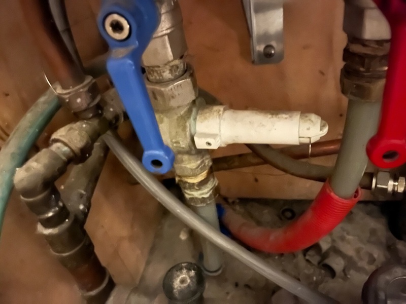 Afbeeldingslocatie: https://tweakers.net/i/GRK7MtYUL_Wk6ATDZb7qdP66dkQ=/800x/filters:strip_icc():strip_exif()/f/image/25nBSYFBkqz7nAQGv12K1Cvh.jpg?f=fotoalbum_large