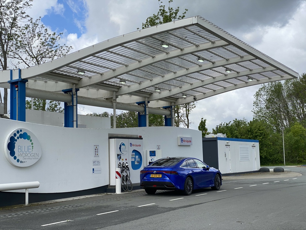 Rijden in een waterstofauto - Achtergrond - Tweakers