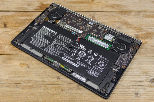 Lenovo Yoga 900