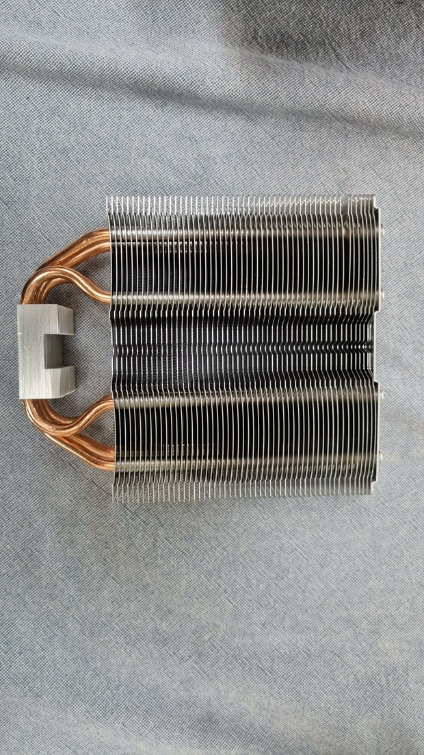 https://tweakers.net/i/GVgWyEn8mRLArC4cT_naGZ1Ciu0=/620x/filters:strip_icc():strip_exif()/m/477452/1MxP421Z7oHM2f5FtDyqpvH1QYX7vW3wNid77dLEniGe0Cprjy.jpeg?f=620xauto