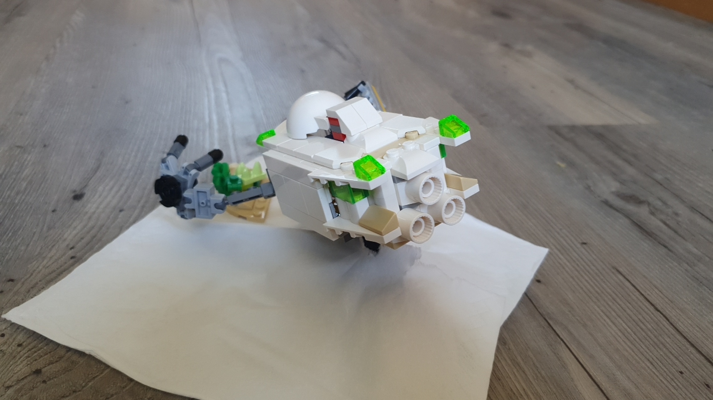Afbeeldingslocatie: https://tweakers.net/i/G_Xmj4I7ZfzySJLVFG_XPzDA2qk=/full-fit-in/4920x3264/filters:max_bytes(3145728):no_upscale():strip_icc():fill(white):strip_exif()/f/image/fGHpgBS4NBeQUYUDYVqzbvZv.jpg?f=user_large