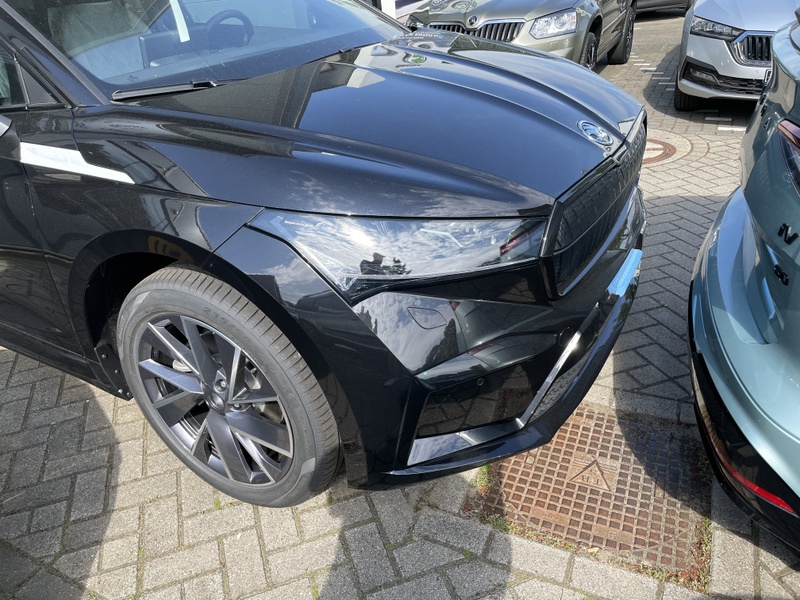 Afbeeldingslocatie: https://tweakers.net/i/Ge5I6KdrvzF8uMrCB1-oX5hCsX8=/800x/filters:strip_icc():strip_exif()/f/image/hyLHsjRZ5s344kEEX6TkwYFl.jpg?f=fotoalbum_large