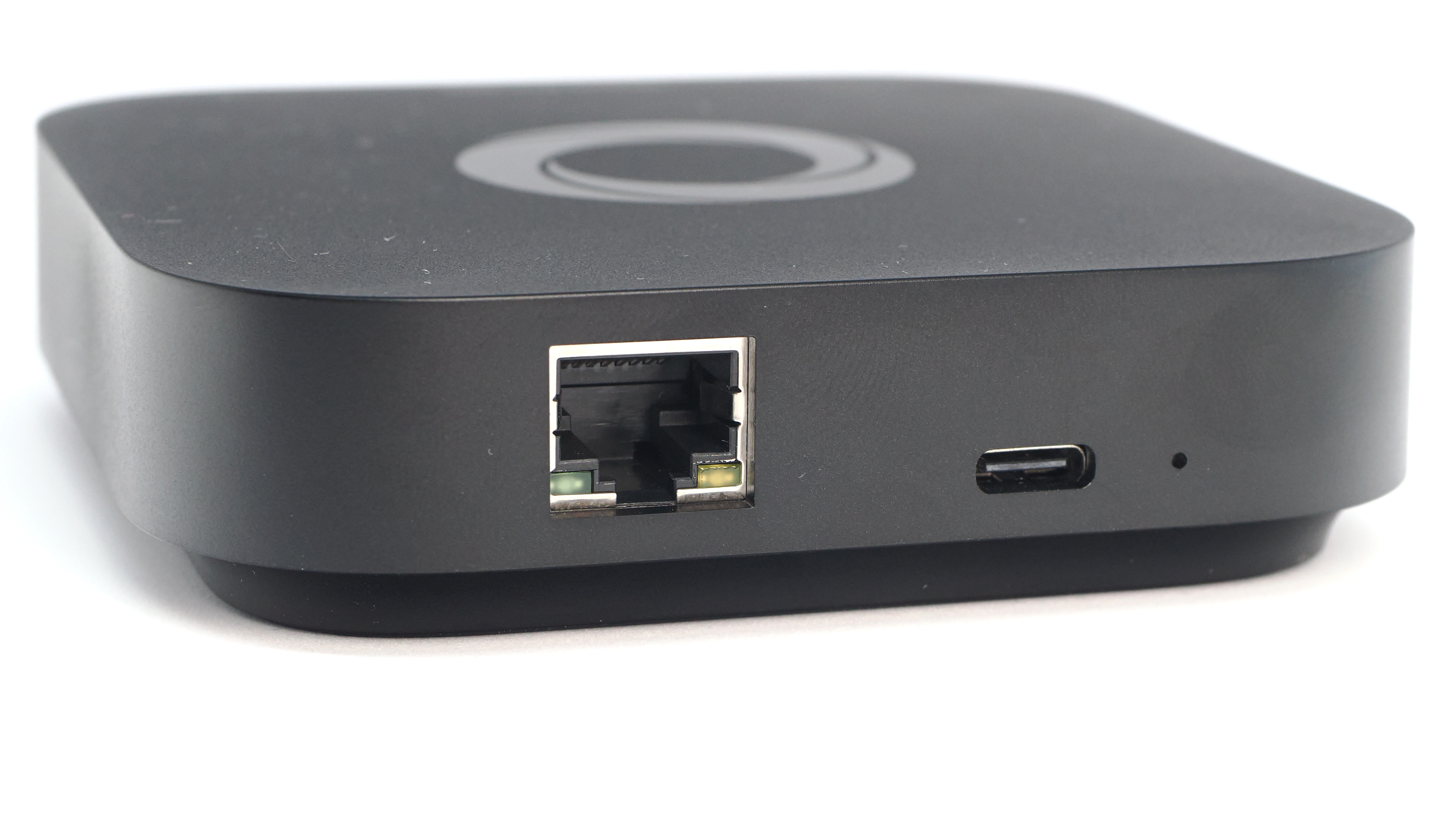 Afbeeldingslocatie: https://tweakers.net/i/GfcHDTRtNer7LAqKd4-Idi7Gs6U=/fit-in/4920x3264/filters:max_bytes(3145728):no_upscale():strip_icc():strip_exif()/f/image/SCvvaiJXJ72dKrdjVosyIKcu.jpg?f=user_large