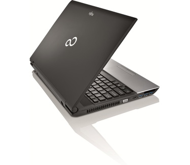 Fujitsu Lifebook A532 (VFY:A5320M3501NL)