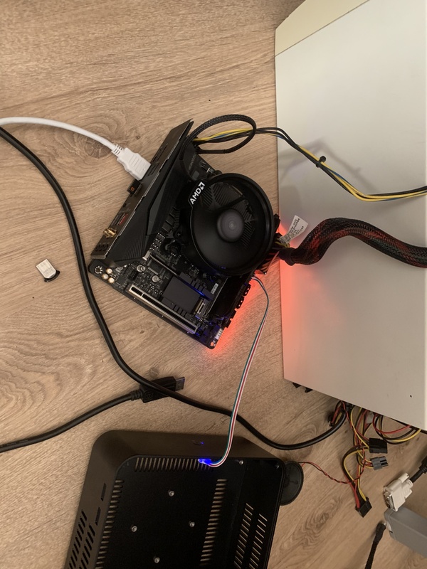 Afbeeldingslocatie: https://tweakers.net/i/GhB7F7JVv42l_ndc14Rye-sYLXk=/x800/filters:strip_icc():strip_exif()/f/image/22P4iUTrSI4hoBnvf8IQbvtm.jpg?f=fotoalbum_large