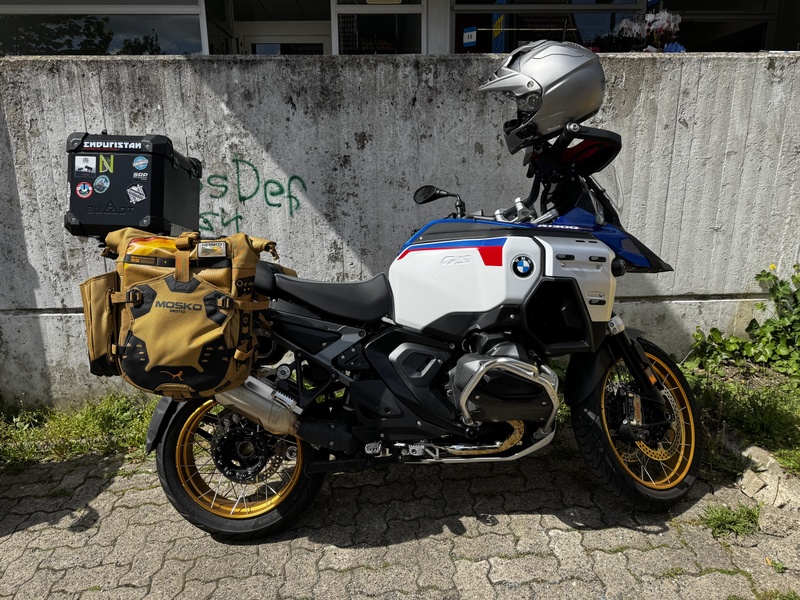 Afbeeldingslocatie: https://tweakers.net/i/Gj8L2quZFiqCr1KRTeUyXyITwWc=/800x/filters:strip_icc():strip_exif()/f/image/BFDRtjV1jeWnhtQI6gWKa9Sr.jpg?f=fotoalbum_large