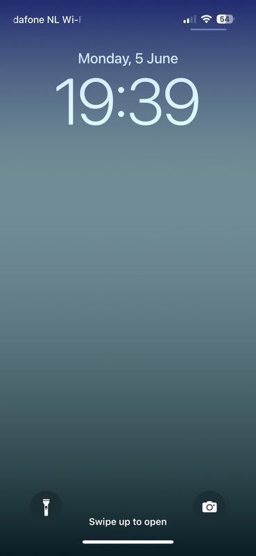 Afbeeldingslocatie: https://tweakers.net/i/Gjcq66POvkGunb93XXOaJNVwghk=/x800/filters:strip_icc():strip_exif()/f/image/j6XqmWeamwQ4pJ0PaKOlWLhh.jpg?f=fotoalbum_large