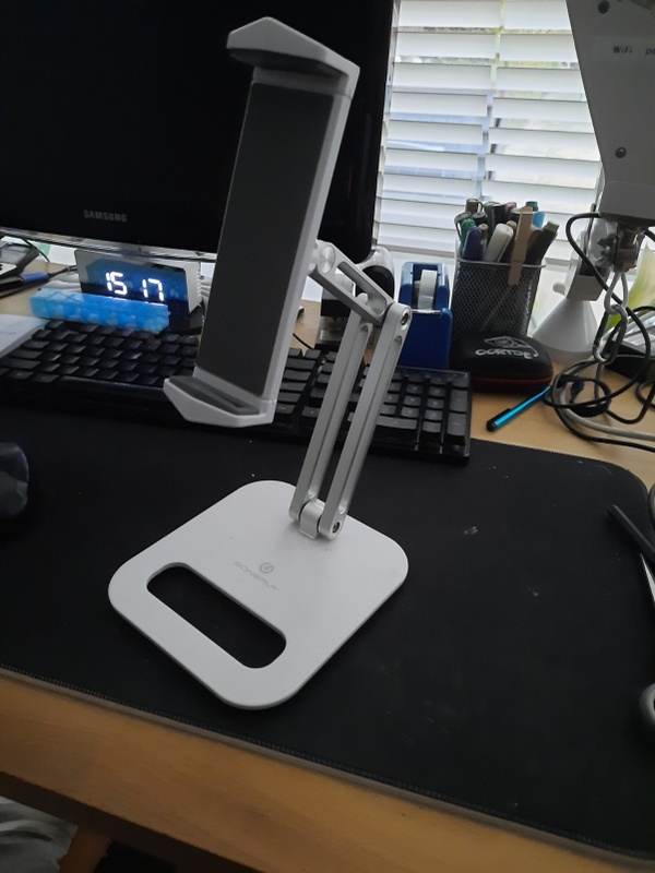 Afbeeldingslocatie: https://tweakers.net/i/GkvTsw_RUNlzFLVgAZ9WndsymJA=/x800/filters:strip_icc():strip_exif()/f/image/1LuEpAAc3ney1lQklkwSprKy.jpg?f=fotoalbum_large